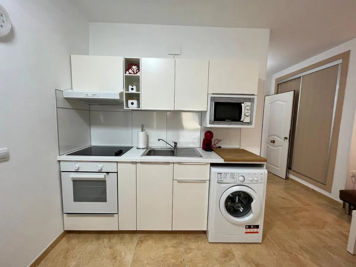 Apartamento Ama611 - Terraza, Wifi, Playa La Carihuela A 100 Metros Torremolinos
