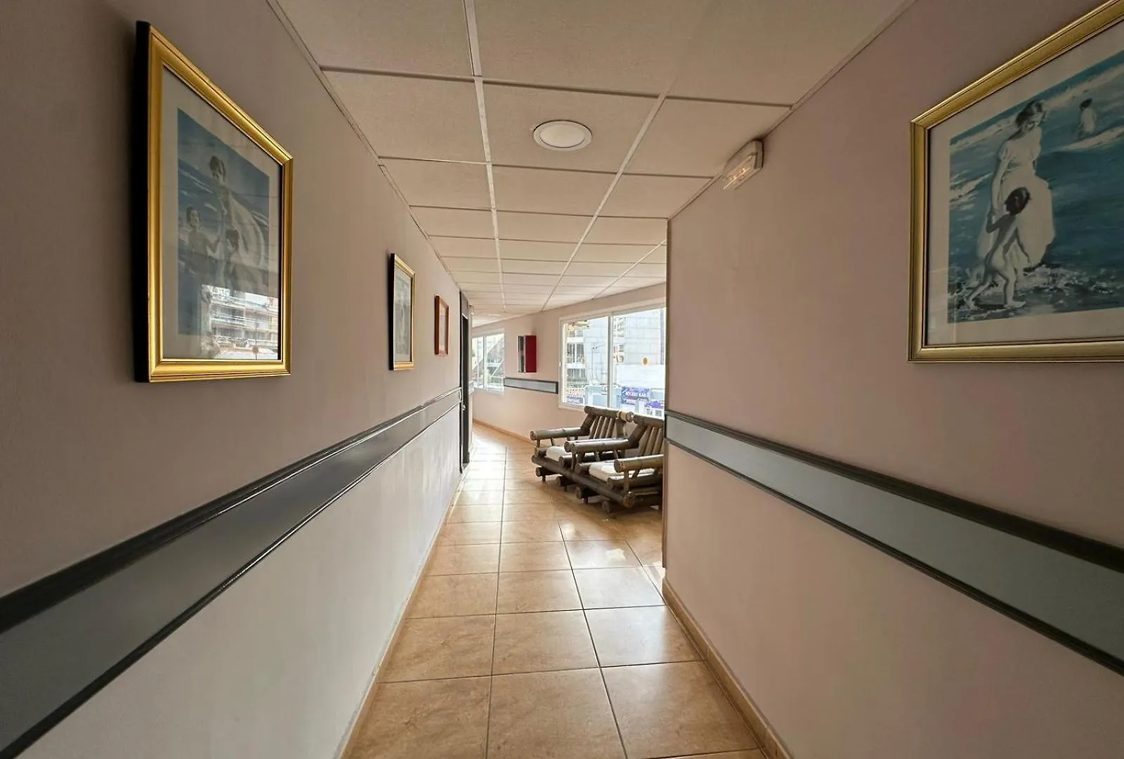 Apartamento Ama611 - Terraza, Wifi, Playa La Carihuela A 100 Metros Torremolinos