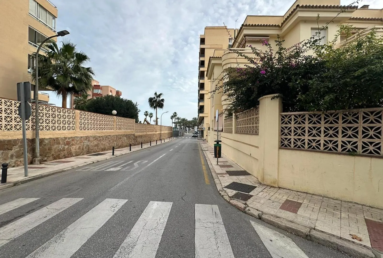Apartamento Ama611 - Terraza, Wifi, Playa La Carihuela A 100 Metros Torremolinos España