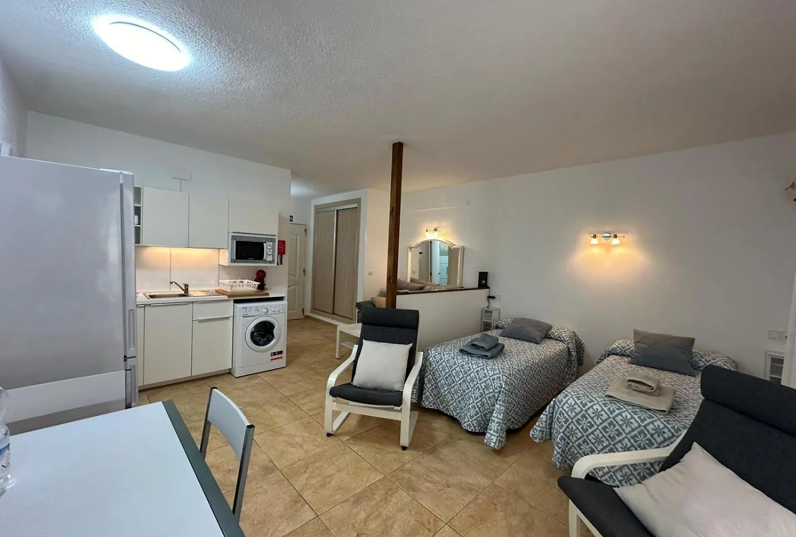 Ama611 - Terraza, Wifi, Playa La Carihuela A 100 Metros Apartment Torremolinos Spain