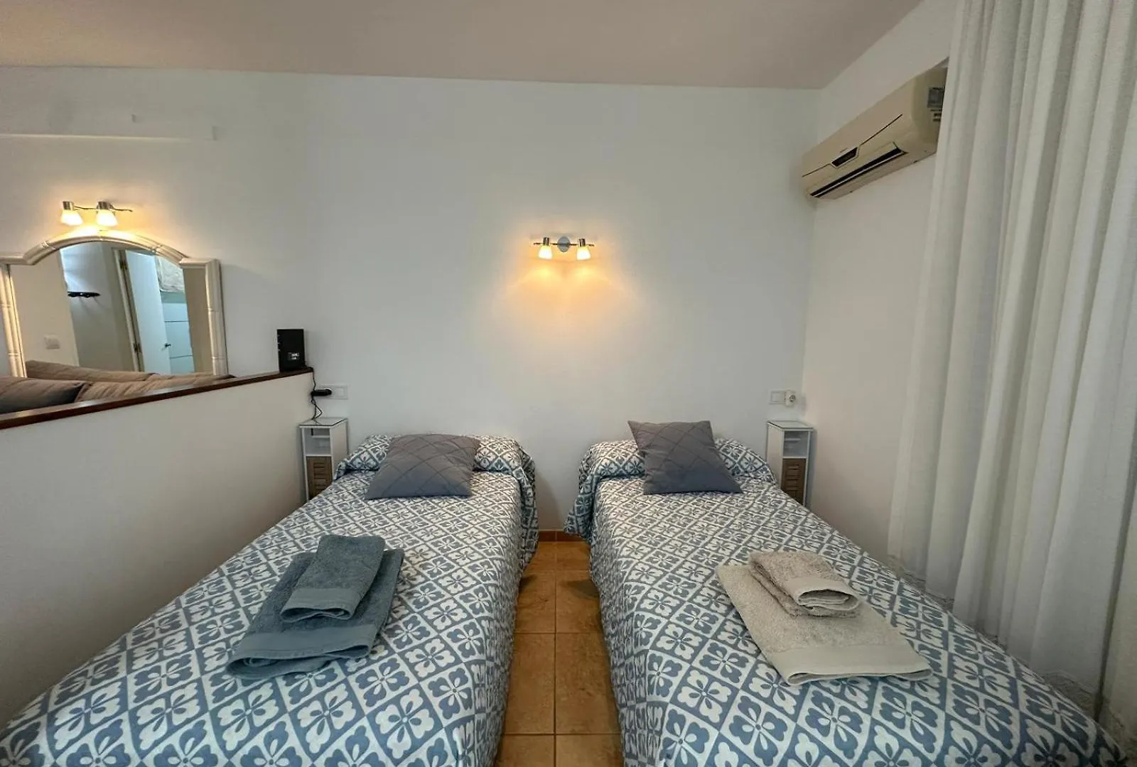 Ama611 - Terraza, Wifi, Playa La Carihuela A 100 Metros Apartment Torremolinos